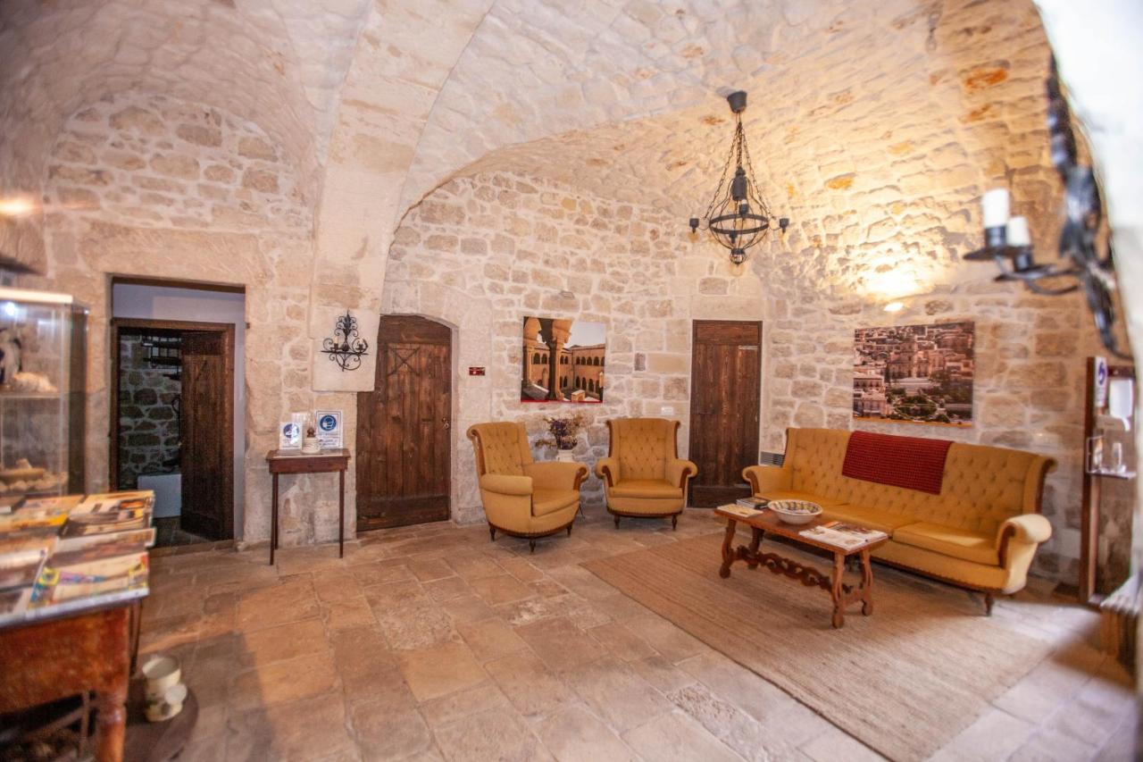 Case-Grotte Degli Avi, Esperienza Abitativa In Grotta 莫迪卡 外观 照片