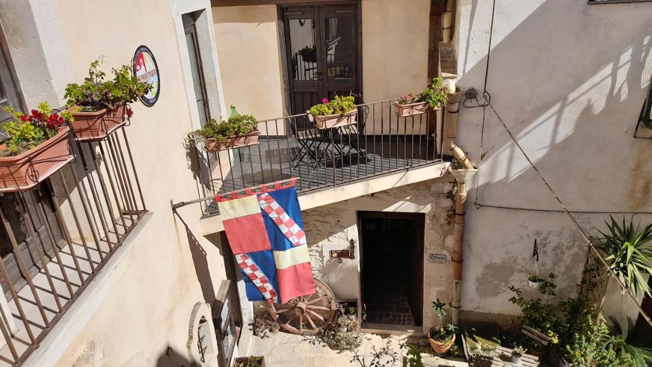 Case-Grotte Degli Avi, Esperienza Abitativa In Grotta 莫迪卡 外观 照片